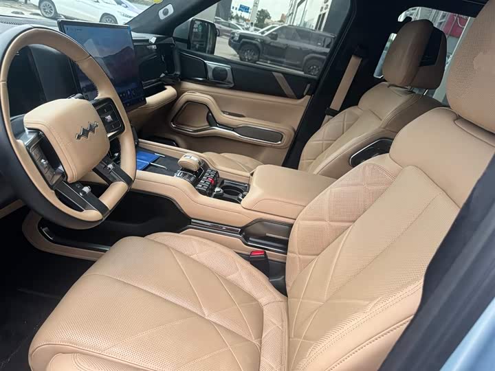 BYD FangChengBao Leopard 8 2025 2025款 智勇旗舰版 7座