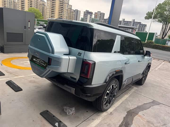 BYD FangChengBao Leopard 8 2025 2025款 智勇旗舰版 7座