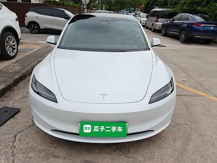 Photo 3 - Tesla Model 3