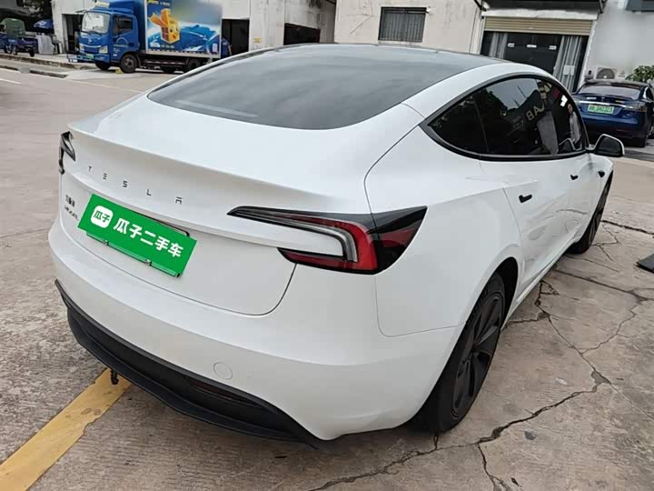 Photo 7 - Tesla Model 3