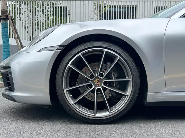 Фото 7 - Porsche 911