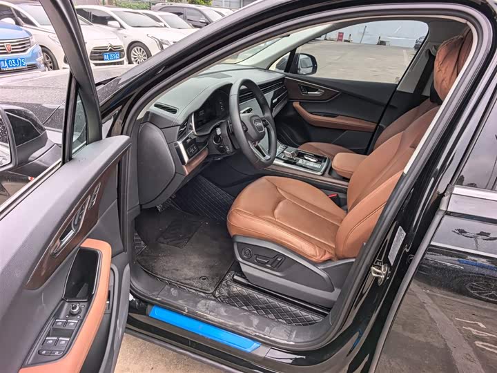 Audi Q7 2024 2024款 45 TFSI quattro S line运动型
