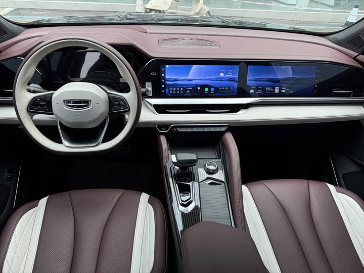 Фото 4 - Geely Monjaro
