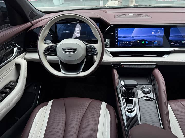 Фото 5 - Geely Monjaro