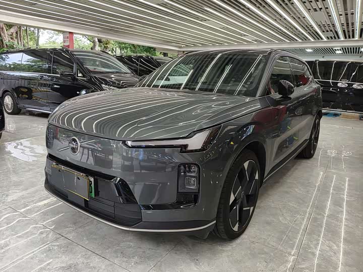 Volvo XC70 Hybrid 2026 2026款 四驱超长续航Ultra