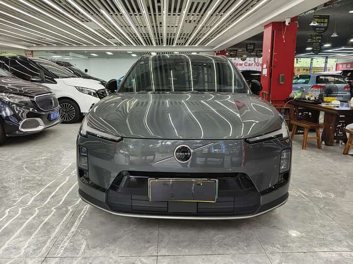 Volvo XC70 Hybrid 2026 2026款 四驱超长续航Ultra