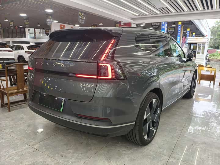 Volvo XC70 Hybrid 2026 2026款 四驱超长续航Ultra