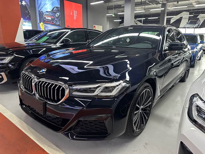 Фото 1 - BMW 5 Series