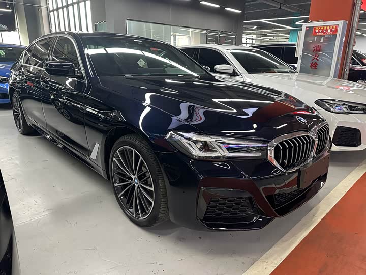 Фото 3 - BMW 5 Series