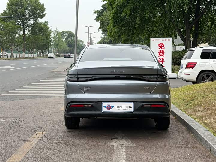 BYD Seal 05 DM-i Hybrid 2025 2025款 DM-i 智驾版 55KM豪华型