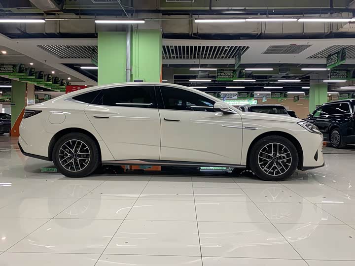 BYD Seal 07 DM-i Hybrid 2025 2025款 DM-i 1.5L 70km 精英型