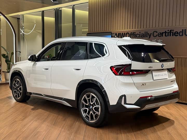 BMW X1 2025 2025款 sDrive25Li X设计套装