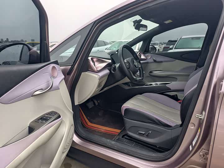 Фото 8 - BYD Dolphin