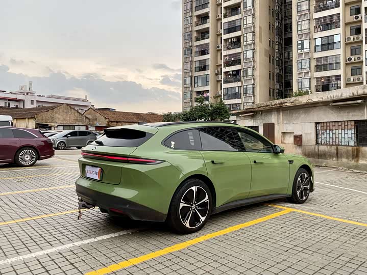 Фото 4 - Nio ET5T