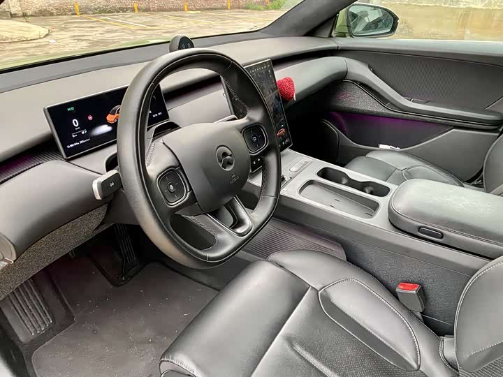 Фото 7 - Nio ET5T