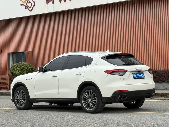 Maserati Levante 2021 2021款 3.0T 标准版