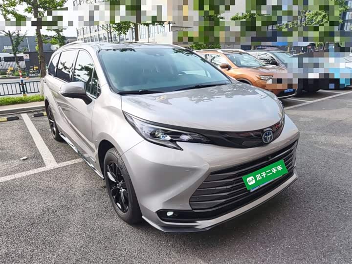 صورة 4 - Toyota Sienna