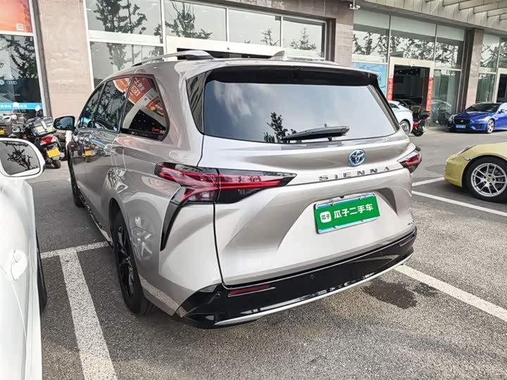 صورة 5 - Toyota Sienna