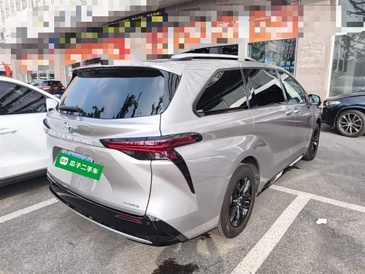 صورة 7 - Toyota Sienna