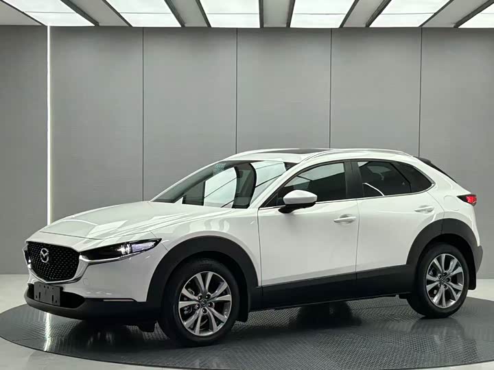 Фото 1 - Mazda CX-30