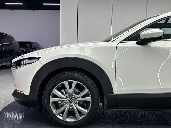 Фото 8 - Mazda CX-30