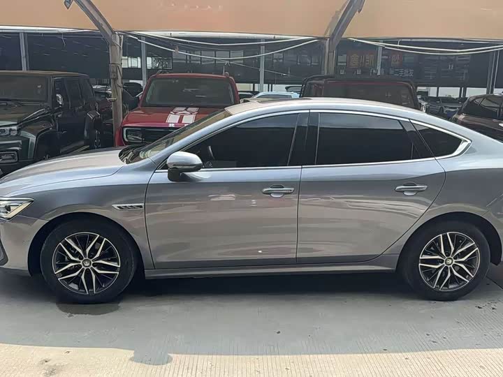 BYD Qin Plus 2021 2021款 EV 500KM 豪华型
