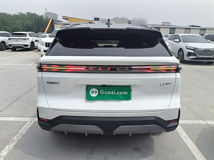 Фото 6 - Geely Galaxy L7
