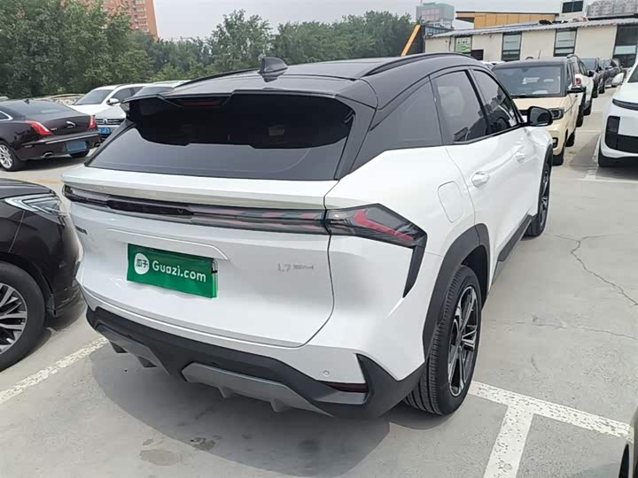Фото 7 - Geely Galaxy L7