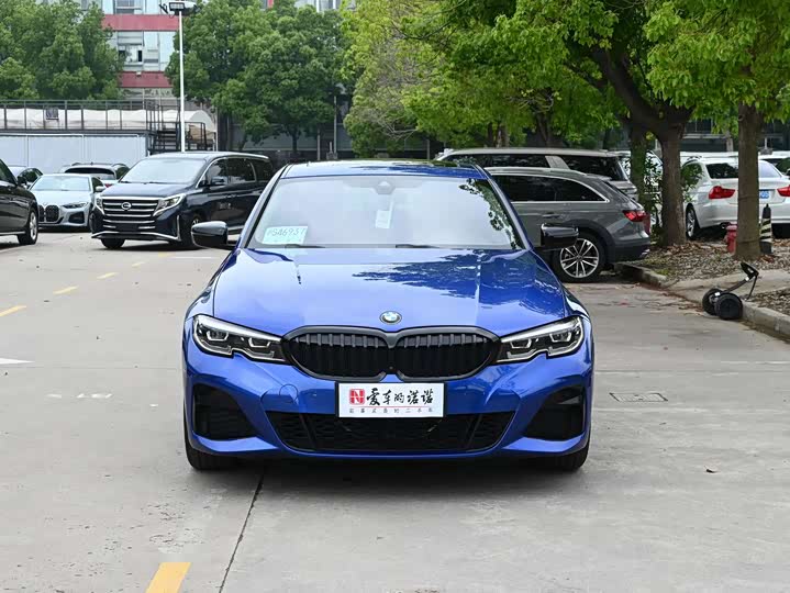 Фото 2 - BMW 3 Series