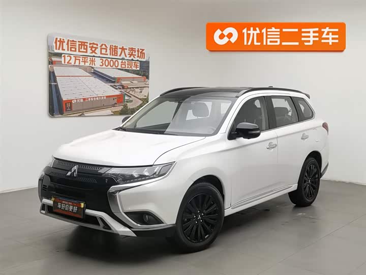 Фото 1 - Mitsubishi Outlander