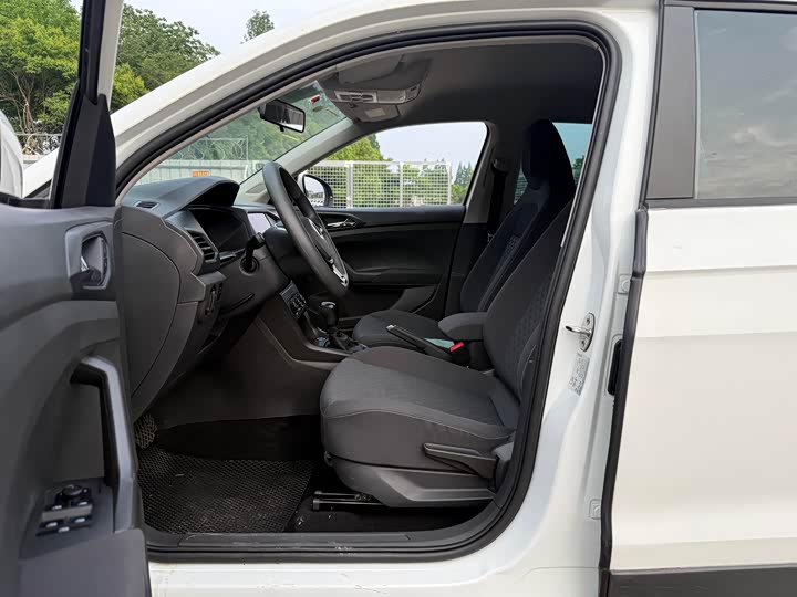 2023 Volkswagen T-Cross