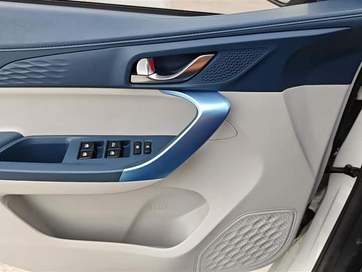 Changan BenBen E-Star 2022 2022款 清心版 多彩款 磷酸铁锂