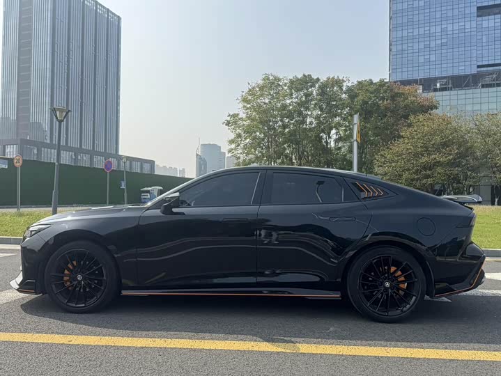 Zdjęcie 7 - Changan UNI-V
