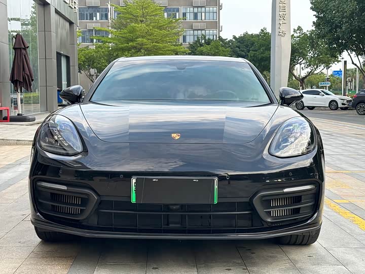 Porsche Panamera Hybrid 2023 2023款 Panamera 4 E-Hybrid 铂金版 2.9T