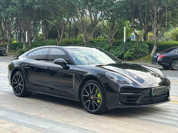 Porsche Panamera Hybrid 2023 2023款 Panamera 4 E-Hybrid 铂金版 2.9T