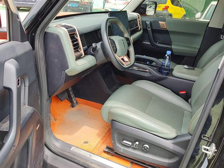 Фото 9 - Chery iCar 03