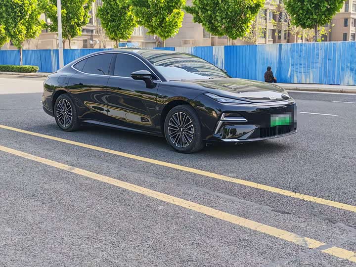 2025 Geely Galaxy Starshine 8 EM-i