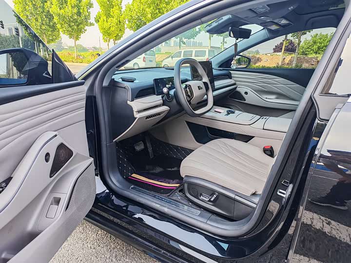 2025 Geely Galaxy Starshine 8 EM-i