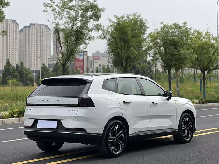 Volvo XC70 Hybrid 2026 2026款 四驱超长续航Core