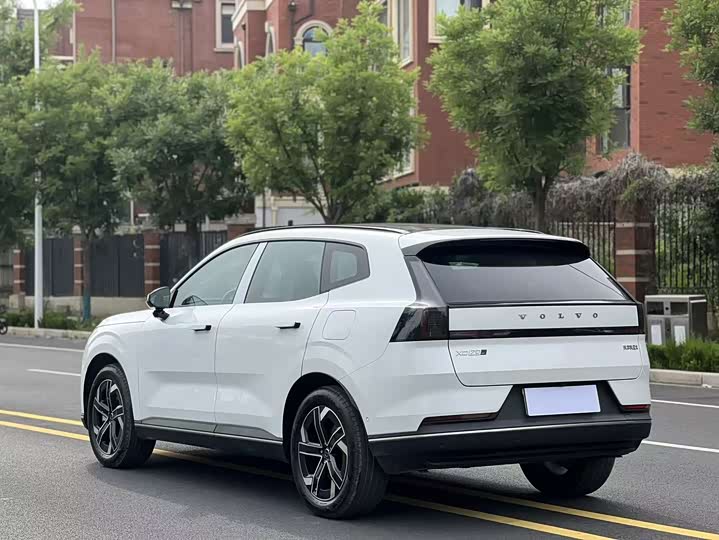 Volvo XC70 Hybrid 2026 2026款 四驱超长续航Core