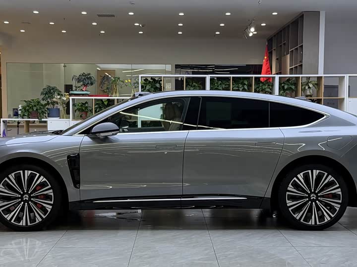 Nio ET9 2025 2025款 102kWh 签名版