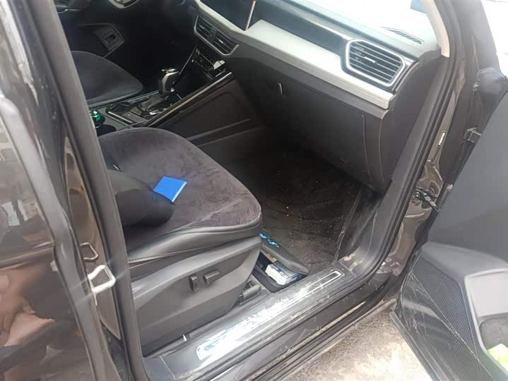 Volkswagen Tayron 2024 2024款 300TSI 两驱豪华Plus进阶版