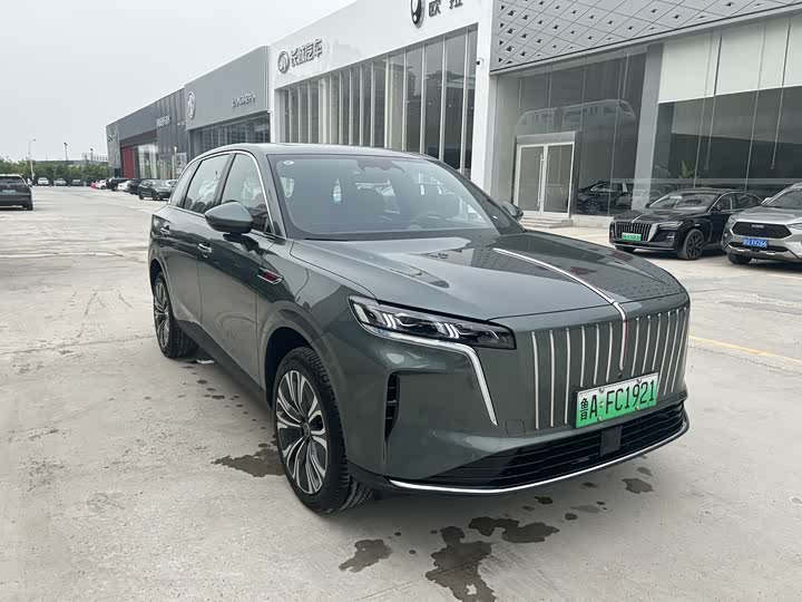 Photo 3 - Hongqi HS6 Hybrid