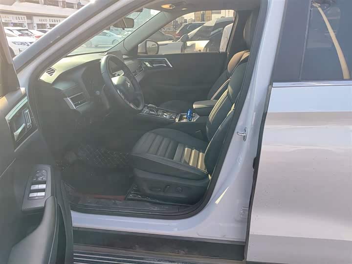 Mitsubishi Outlander 2023 2023款 1.5T CVT两驱尊享版 5座
