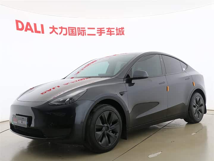 Photo 1 - Tesla Model Y