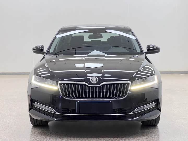 Skoda Superb 2025 2025款 TSI280 DSG尊享版