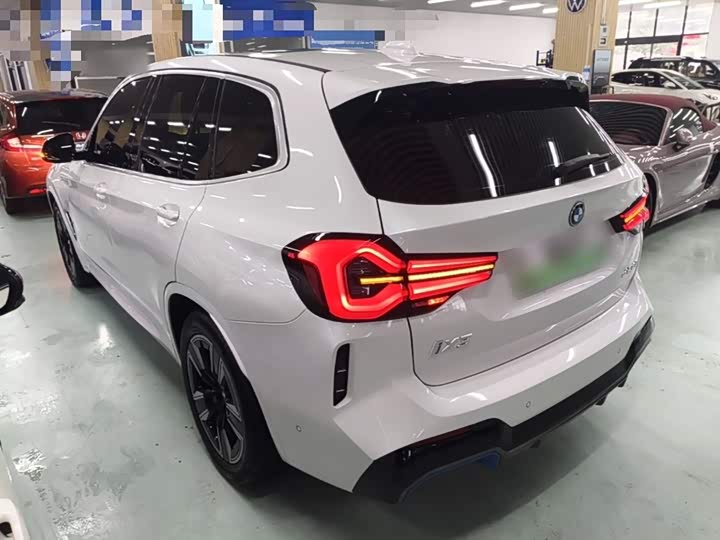 Фото 5 - BMW iX3