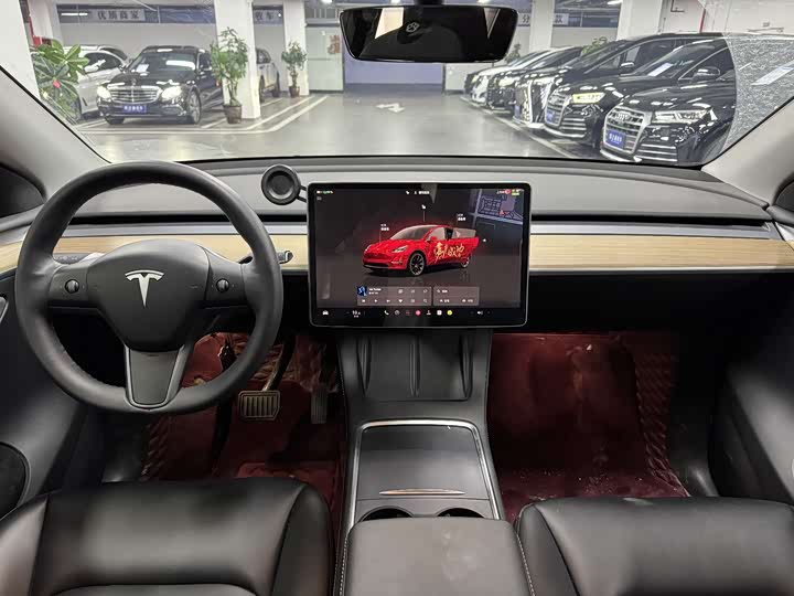 Zdjęcie 6 - Tesla Model Y