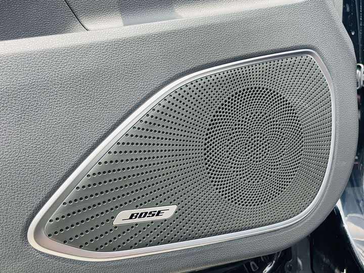 Hongqi HS5 2025 2025款 2.0T 四驱旗领Pro版