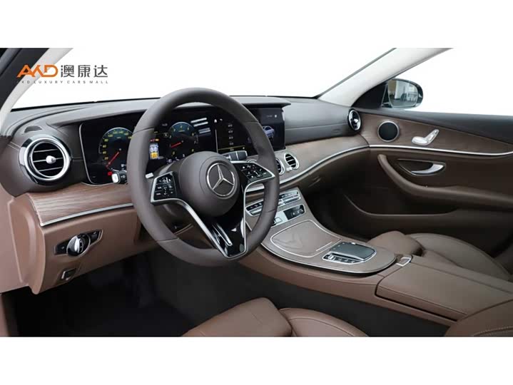 Фото 6 - Mercedes-Benz E-Class